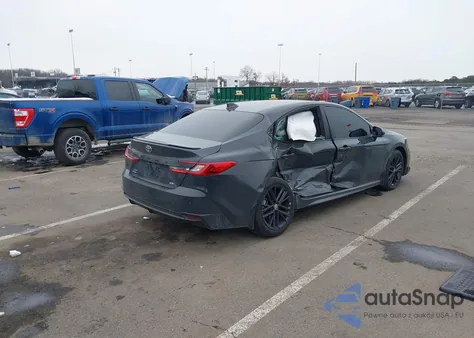 2025 Toyota Camry Se z USA, uszkodzony, nr VIN 4T1DBADK8SU009193